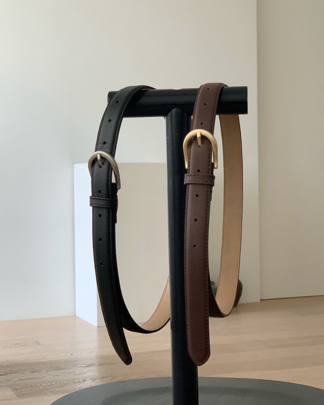 leather belt (2 colors)